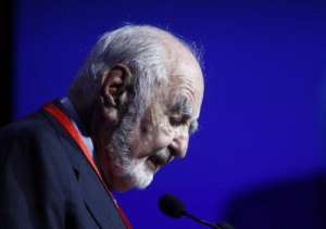 Edwards falt&oacute; a la &eacute;tica por presuntamente haber recibido dinero de la CIA a fin de desarrollar una campa&ntilde;a de desprestigio contra el gobierno socialista del presidente Salvador Allende. Foto: Internet