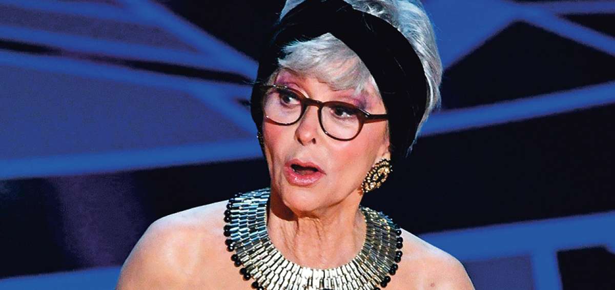 Rita Moreno entreg&oacute; la estatuilla a Mejor pel&iacute;cula extranjera este a&ntilde;o en los Premios &Oacute;scar. 