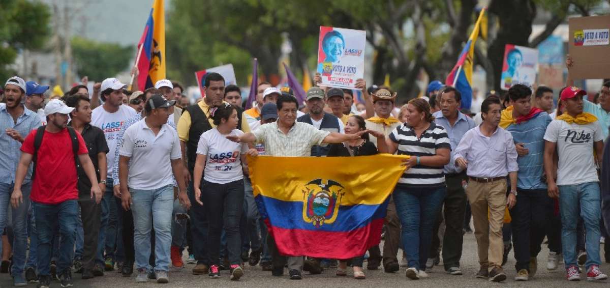 El Puente de la Unidad Nacional tambi&eacute;n fue un punto de protesta