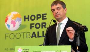 Champagne trabaj&oacute; 11 a&ntilde;os en la FIFA, donde ocup&oacute; altos cargos. Foto: Internet