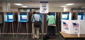 El voto en los 50 estados de Estados Unidos es autom&aacute;tico a trav&eacute;s de m&aacute;quinas; no se emite ning&uacute;n documento por lo que no se puede comprobar un fraude.   