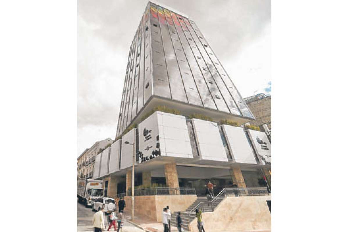 El Edificio de La Licuadora fue construido en 1970 y reinaugurado esta semana como el Ministerio de Turismo. Foto: Santiago Aguirre / El Tel&eacute;grafo.