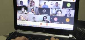 Las universidades ecuatorianas adaptaron su proceso de ense&ntilde;anza. Los estudiantes dicen sentirse c&oacute;modos con la opci&oacute;n.