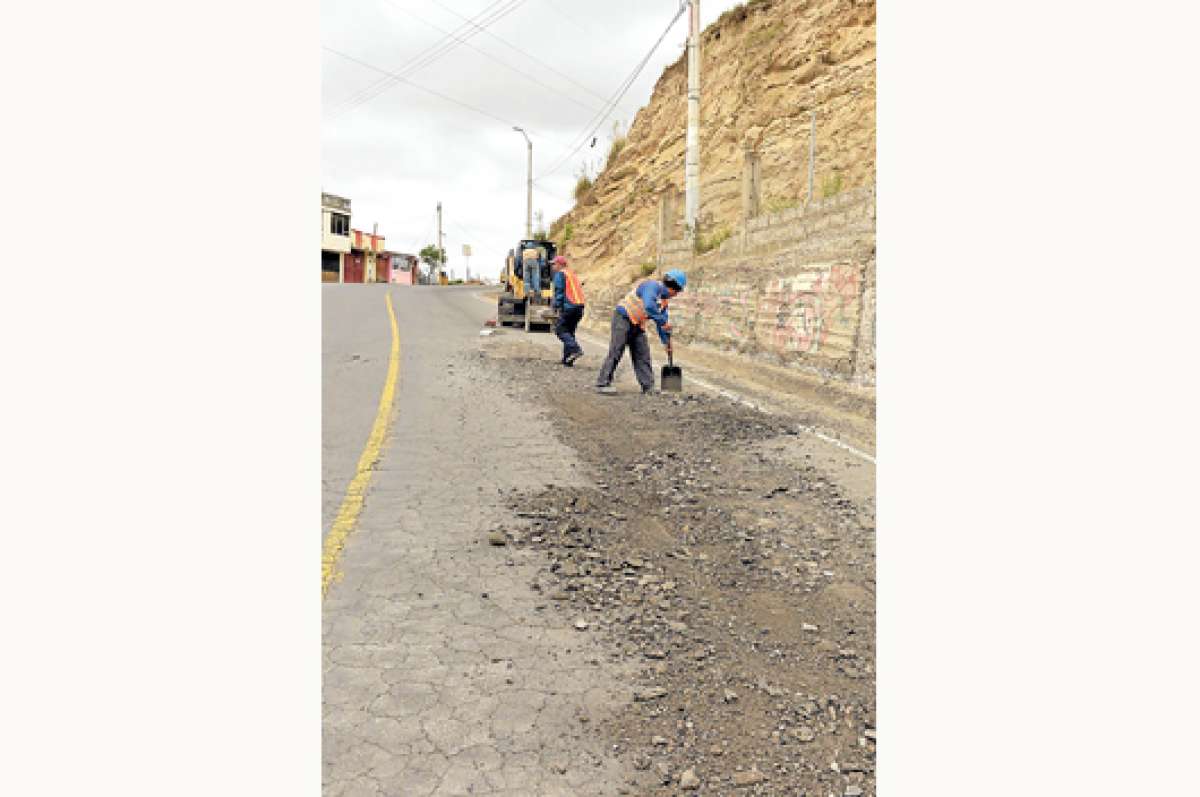 El mantenimiento de v&iacute;as que conectan poblados rurales, forma parte de este proyecto. De igual forma, la ampliaci&oacute;n y rehabilitaci&oacute;n de caminos perif&eacute;ricos. Foto: Roberto Ch&aacute;vez│El Tel&eacute;grafo