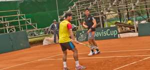 A m&aacute;s de entrenar, ayer los capitanes y jugadores de las selecciones inspeccionaron la cancha principal.