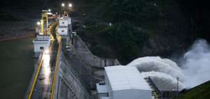 Colombia comprar&aacute; 7 gigavatios diarios de energ&iacute;a a Ecuador para evitar un apag&oacute;n