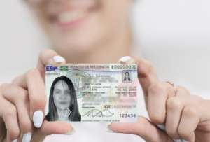 Espa&ntilde;a aprueba regularizaci&oacute;n masiva para cerca de 500.000 migrantes