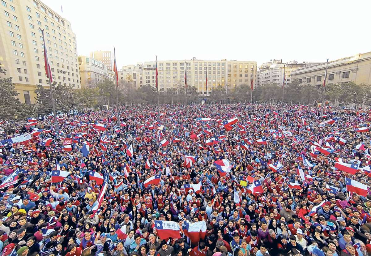 Chile a&uacute;n &lsquo;mastica&rsquo; su triste derrota