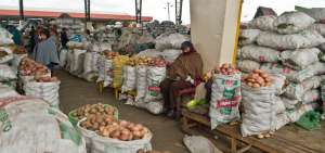 El martes, comerciantes del Mercado Mayorista impidieron el ingreso de introductores de provincias del norte, aduciendo que ellos causan la devaluaci&oacute;n.