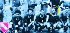 Jos&eacute; Julio Alexis Ter&aacute;n Alb&aacute;n, (en el c&iacute;rculo) se caracteriz&oacute; por su liderazgo, responsabilidad y sentido de superaci&oacute;n. Jugaba como volante creativo. 