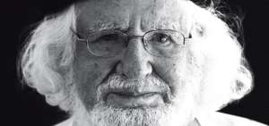 Revolucionario Ernesto Cardenal vuelve a celebrar sacramentos