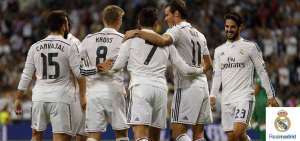 Cristiano y el Real Madrid golean al Elche en el debut de Keylor Navas