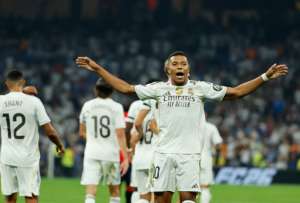 Kylian Mbappé anotó de penal para la victoria del Real Madrid
