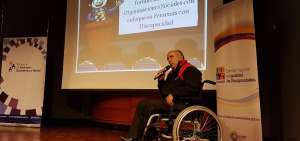 Xavier Torres, titular de Conadis, durante la presentaci&oacute;n del curso.