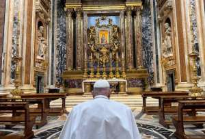 El nuevo Papa deberá elegir un nombre inspirado en un santo o en la Biblia.
