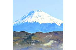 El volc&aacute;n Cotopaxi est&aacute; activo, pero sin erupcionar, seg&uacute;n los cient&iacute;ficos