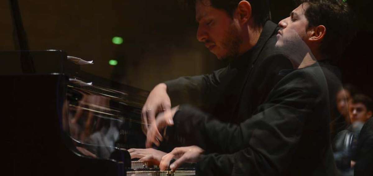 El m&uacute;sico ecuatoriano Juan Pablo Gavilanes interpret&oacute; uno de los preludios para piano de Claude Debussy compuestos entre 1909 y 1913.