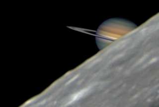 La Luna y Saturno se alinearán en el cielo de Ecuador este 11 y 12 de agosto