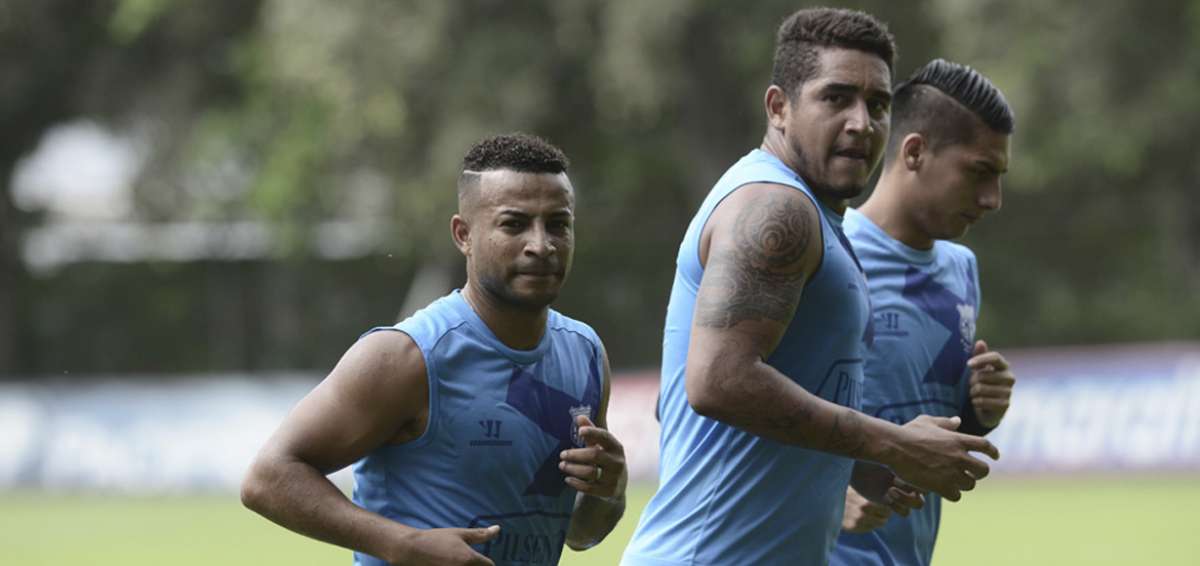 Arana quiere una nueva oportunidad en Emelec