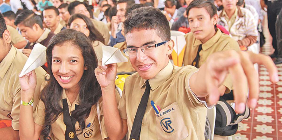 En Ecuador existen diversas visiones, disciplinas y herramientas educativas que se practican en los planteles. FOTO: CORTES&Iacute;A DEL MINISTERIO DE EDUCACI&Oacute;N