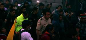 Los manifestantes se encuentran rumbo a la Asamblea Nacional.