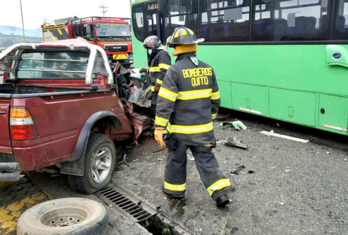 Accidente en la v&iacute;a a Tababela cobr&oacute; una vida