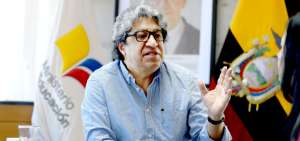 Milton Luna, ministro de Educaci&oacute;n.