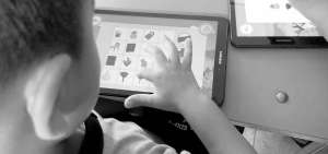 1.000 radios del pa&iacute;s transmitir&aacute;n fichas educativas a estudiantes desde casas
