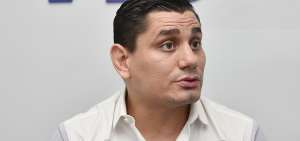 Roberto Ib&aacute;&ntilde;ez se posesiona como presidente de Fedeguayas