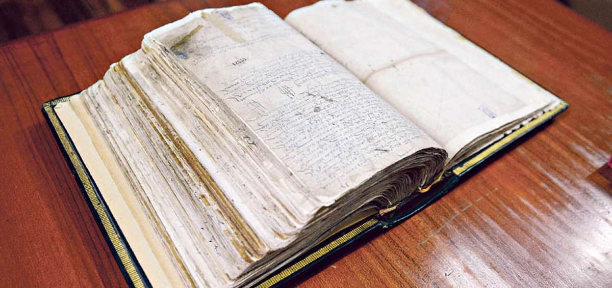 Hasta enero, el Libro Primero de Actas de la ciudad estaba en el Archivo Metropolitano de Historia, sobre madera.