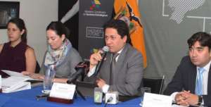 El ministro coordinador de Sectores Estrat&eacute;gicos, Rafael Poveda, inform&oacute; que el pa&iacute;s ofrece &oacute;ptimas condiciones para el desarrollo de nuevas inversiones en distintas &aacute;reas. Foto: Ministerio Coordinador de Sectores Estrat&eacute;gicos