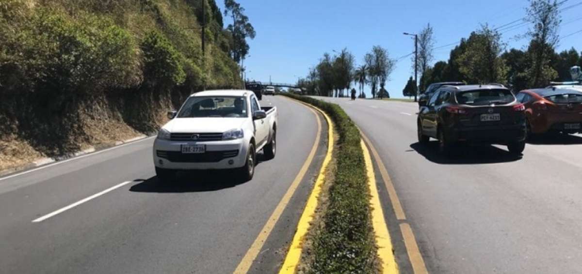 Municipio entreg&oacute; 4,7 kil&oacute;metros de la avenida Velasco Ibarra rehabilitados