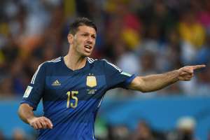 Mart&iacute;n Demichelis fue titular en el partido de hoy frente a Alemania. Foto: AFP