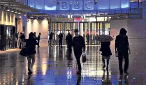 Desde 2010 el medio de comunicaci&oacute;n redujo ya el 40% de sus costes de empleos y cierre de los servicios. Foto: rtve.es