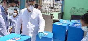 Autoridades constatan entrega de alimentos e insumos m&eacute;dicos en Guayaquil
