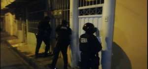 Instante del operativo simult&aacute;neo.