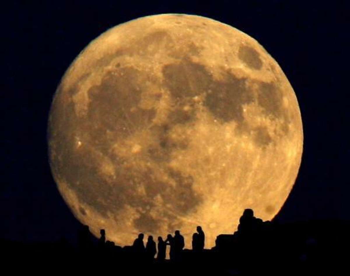 Los cient&iacute;ficos llaman "La hip&oacute;tesis del enorme impacto" al supuesto seg&uacute;n el cual la Luna se cre&oacute; cuando la Tierra choc&oacute; con un cuerpo llamado Theia hace 4.500 millones de a&ntilde;os. Foto: Archivo / AFP