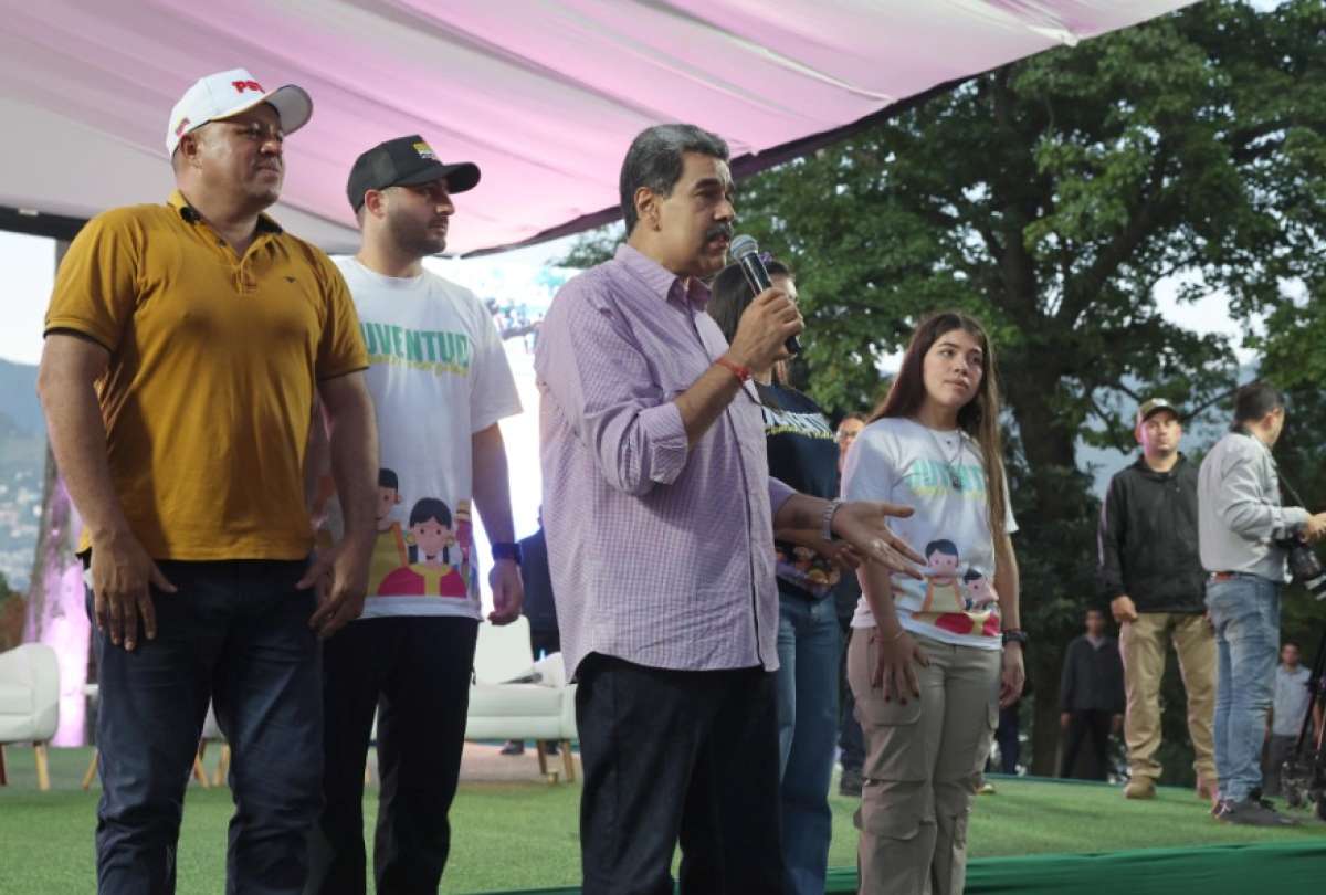 El presidente de Venezuela, Nicolás Maduro acusó a las redes sociales de sumarse a 