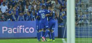 Festejo 'azul' en el estadio George Capwell.