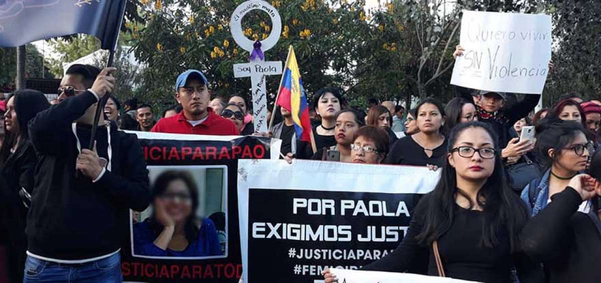 Paola fue asesinada en Cayambe el 4 de agosto de 2017, cuando fue a retirar a su hija de la casa de su padre. 