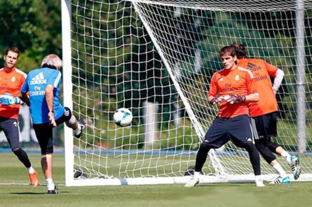 Los arqueros del Real Madrid han alternado en las diferentes competiciones que ha estado el equipo esta temporada. Foto: Tomada del Facebook del club.