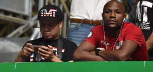 El estadounidense est&aacute; en R&iacute;o observando a los j&oacute;venes amateurs para su promotora, "Mayweather Promotions".
