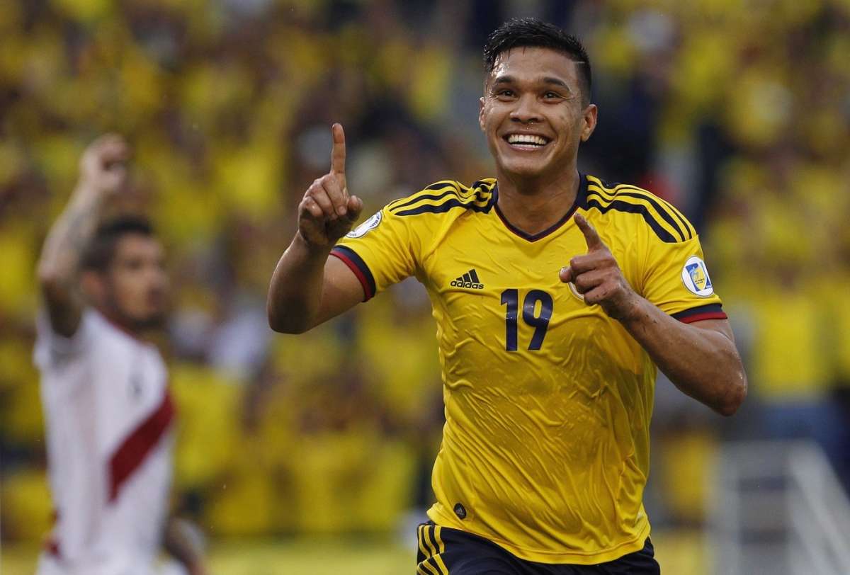 Te&oacute;filo Guti&eacute;rrez ser&iacute;a titular ma&ntilde;ana junto a Carlos Bacca en la delantera de Colombia.