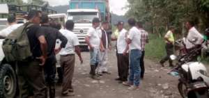 Agentes de protecci&oacute;n del Medio Ambiente durante el operativo.