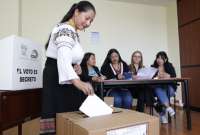 El CNE habilitó el número telefónico para consultar el lugar de votación. 