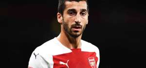 Mkhitaryan no podr&aacute; jugar la final de la Europa League por seguridad