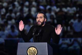  Con 57 votos a favor, la Asamblea Legislativa de El Salvador modificó la Constitución para permitir que el presidente Nayib Bukele se postule indefinidamente. 