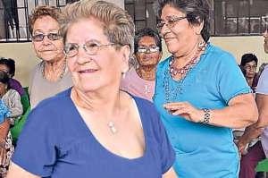 El D&iacute;a del Adulto Mayor se celebra con poes&iacute;a y marchas