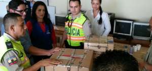 En Manab&iacute;, 3.095 polic&iacute;as brindar&aacute;n seguridad durante el proceso electoral