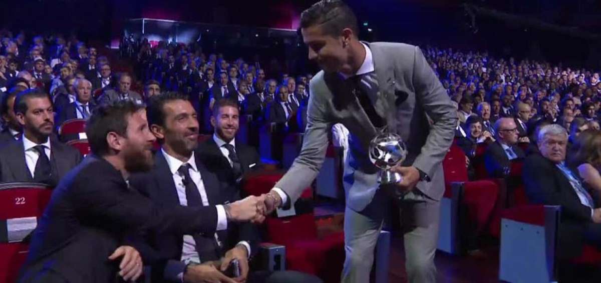 Cristiano, una vez m&aacute;s es el mejor jugador de la UEFA